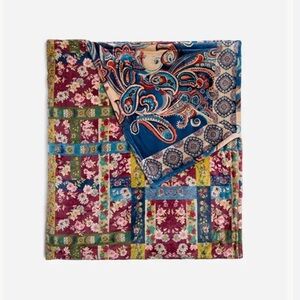 Johnny Was Laurie Cozy Blanket in Bag NWT